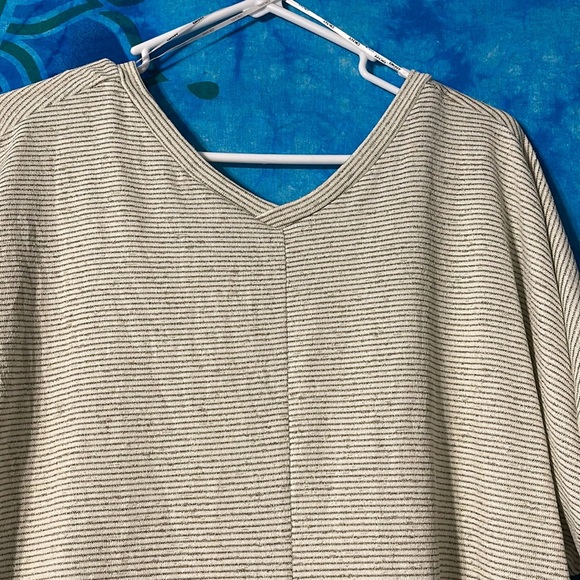 Off White Dress Shirt w/ Silver Stitching - Picture 5 of 5